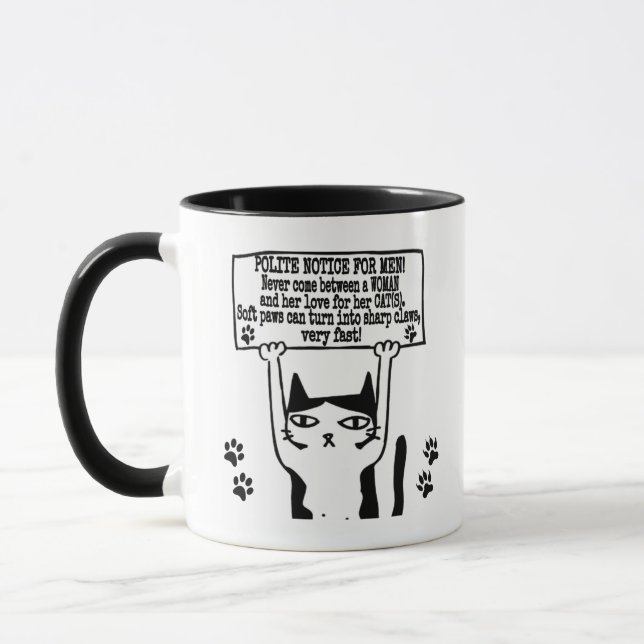Funny Cat mit einem Warnbanner für Männer Tasse (Links)