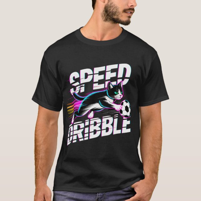Funny Cat Playing Soccer - Gift for Kids & Teens T-Shirt (Vorderseite)
