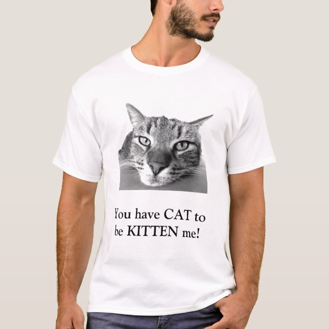 Funny Cat Pub Clever Black and White Kitten Niedli T-Shirt (Vorderseite)