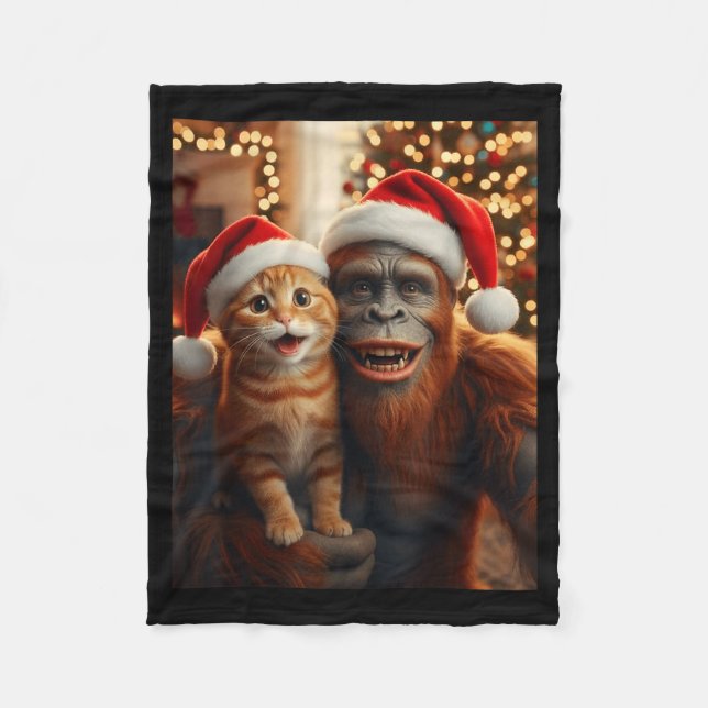 Funny Cat Selfie With Bigfoot Christmas Sasquatch  Fleecedecke (Vorderseite)