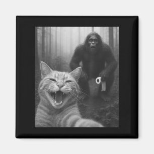 Funny Cat überrascht glücklich Selfie mit Bigfoot Magnet