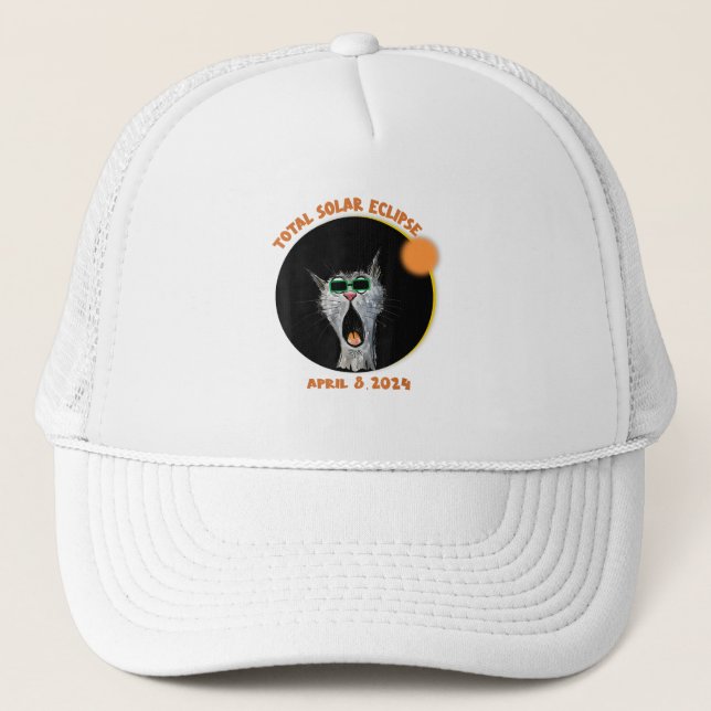 Funny Cat Watching Total Solar Eclipse 2024 Truckerkappe (Vorderseite)