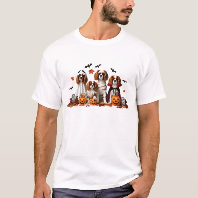 Funny Cavalier King Charles Spaniels Halloween T-Shirt (Vorderseite)