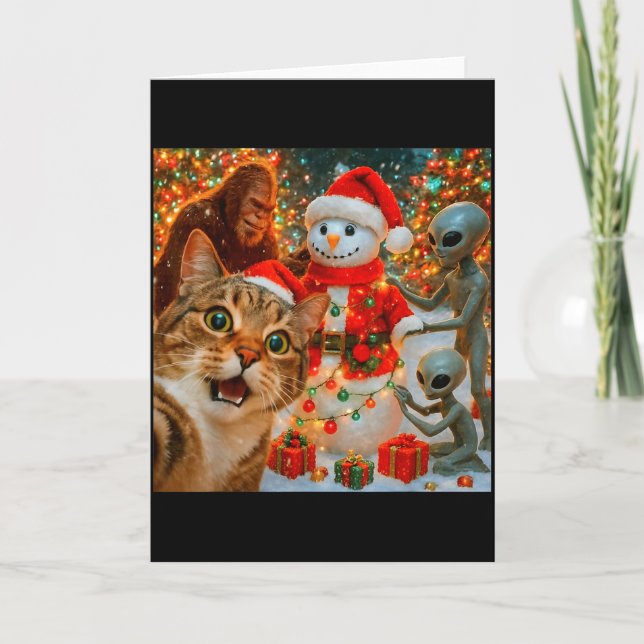 Funny Christmas Cat Selfie With Bigfoot Alien &amp Karte (Vorderseite)