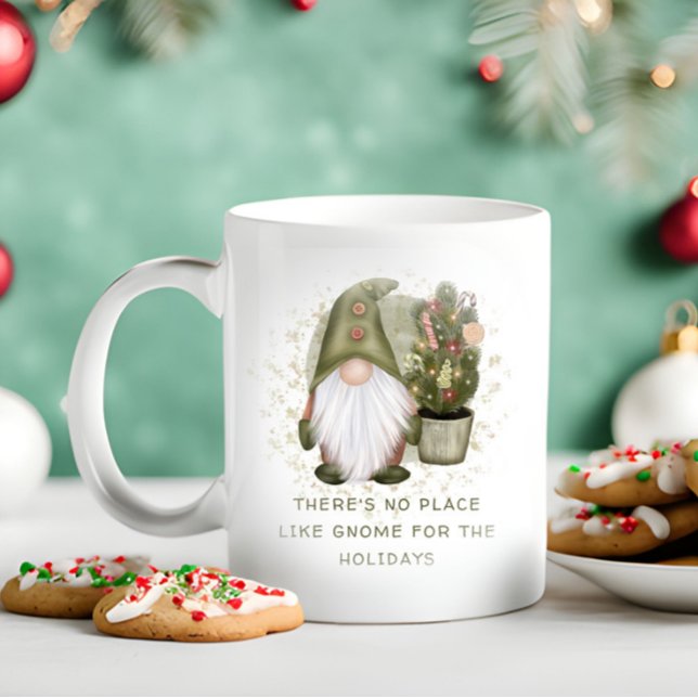 Funny Christmas Gnome Tree Kein Ort wie Gnome Kaffeetasse ("There's no place like gnome for the holidays" Christmas mug)