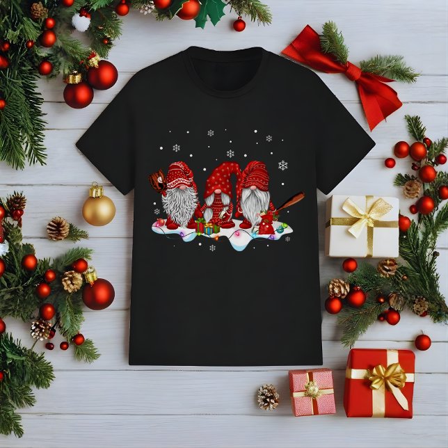 Funny Christmas Gnomes Baseball  T-Shirt (Von Creator hochgeladen)