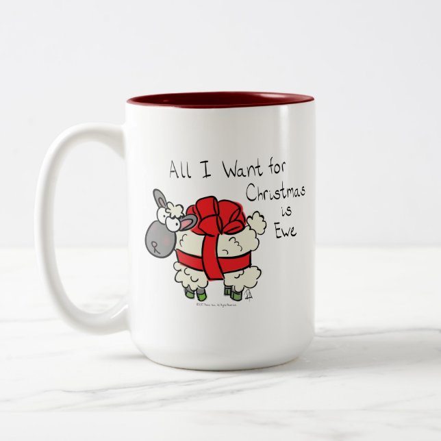 Funny Christmas Sheep Cartoon Zweifarbige Tasse (Links)