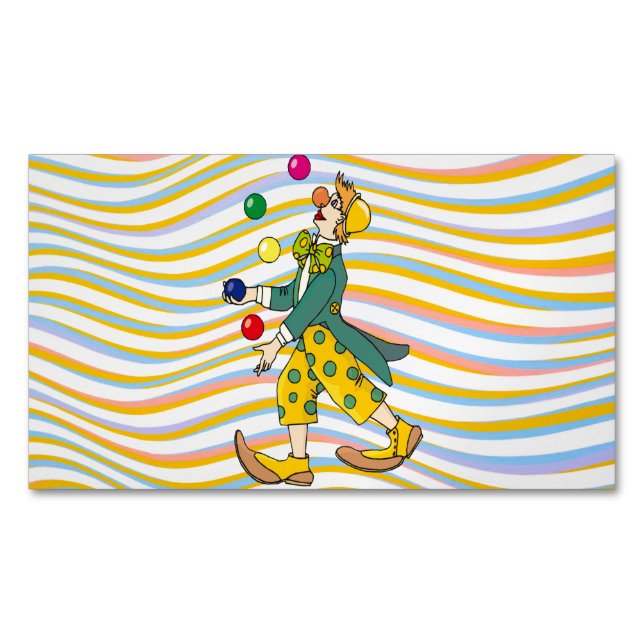 Funny Clown spielen mit farbenfrohen Balls Magnetische Visitenkarte (Vorderseite)