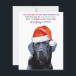 Funny Covid Christmas Black Labrador Santa Dog Feiertagskarte<br><div class="desc">Ich Bleibe am Silvester auf, um nicht im Neujahr zu sehen, sondern um sicherzustellen, dass dieses ein Blätter mit Holztäfelungen! Fügen Sie einen kleinen Spaß und senden Sie Wünsche mit lustigen Silvester Weihnachts Pandemic Card und Black Labrador Weihnachten Weihnachtsmann. Zurück : Cheers ... Auf ein helleres neues Jahr. Personalisieren oder...</div>