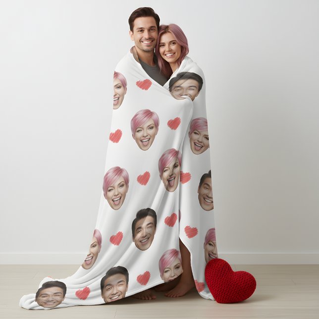 Funny Custom Couple Faces Pattern Red Hearts Fleecedecke (Von Creator hochgeladen)