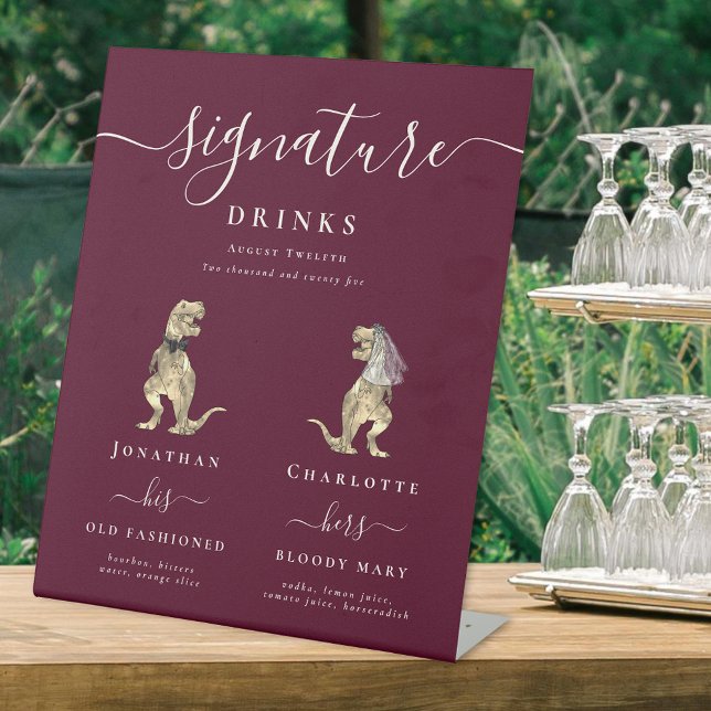 Funny Dinosaur Hochzeit Signature Drinks Bar Sockelschild (Dinosaur wedding bride & groom signature drinks cocktail bar custom burgundy & cream sign T-Rex dino)