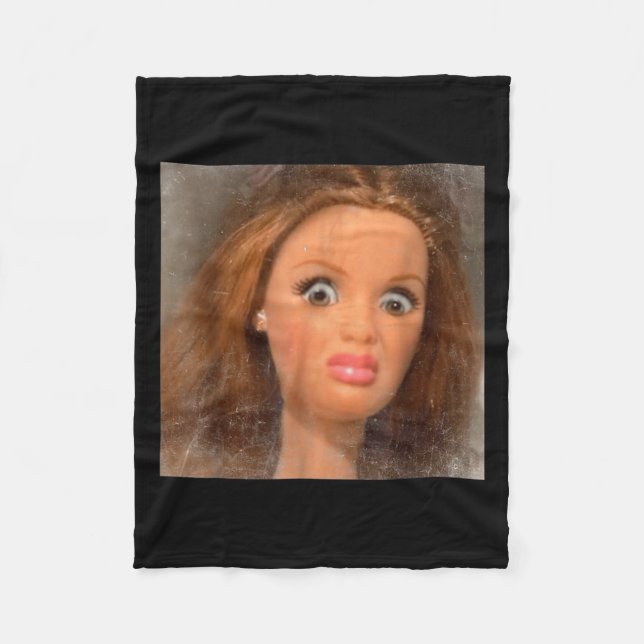 Funny Disguguast Doll Face Meme Fleecedecke (Vorderseite)