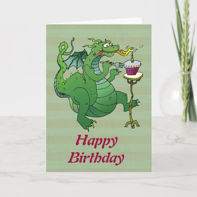 Funny Dragon bläst Birthday Candles Karte (Vorderseite)