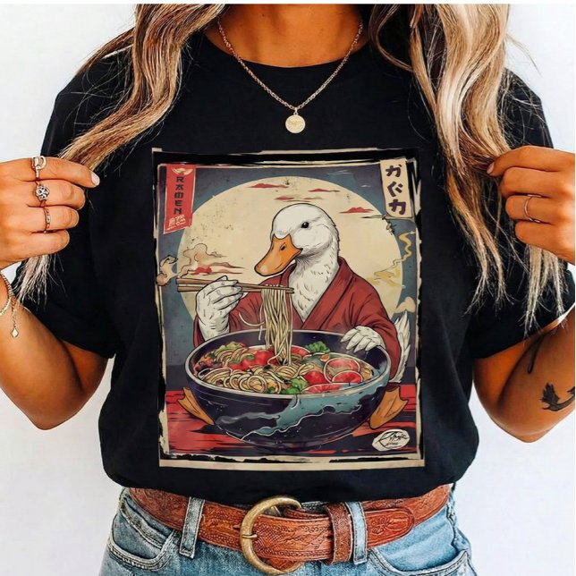 Funny Duck Eating Ramen Japanese for students  T-Shirt (Von Creator hochgeladen)