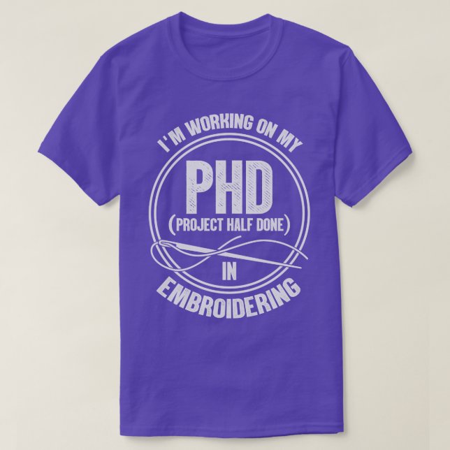 Funny Embroidering Geschenk T-Shirt (Design vorne)