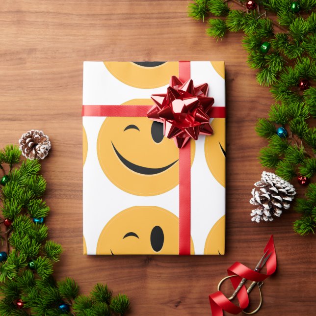 Funny Emoji Wink Smile Laugh Gelbes Gesicht Geschenkpapier (Feiertagsgeschenk)
