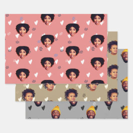 Funny Family Faces and Hearts über Dusty Farben Geschenkpapier Set