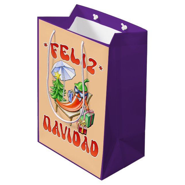 Funny Feliz Navidad Niedlicher Chili Mittlere Geschenktüte (Rückseite Schrägansicht)