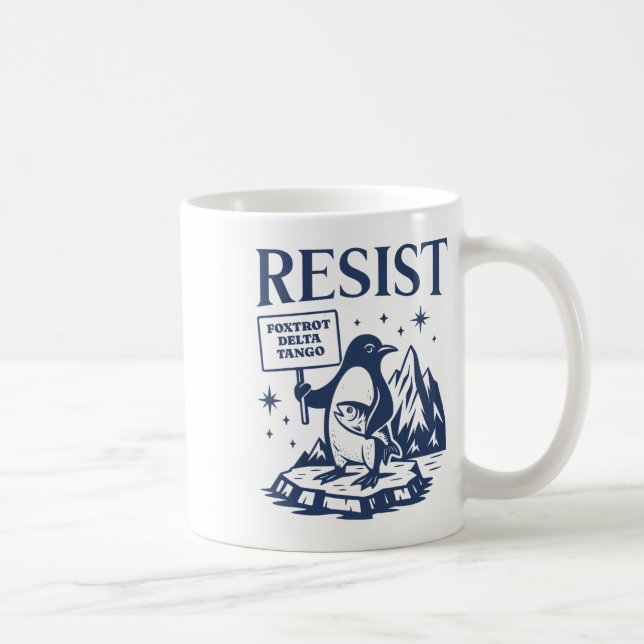 Funny Flippers Up Resist Pinguine Protest gegen Kaffeetasse (Rechts)
