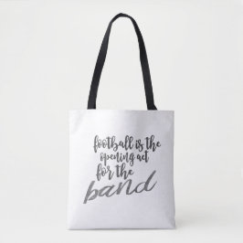 Funny Football ist der Eröffnungsakt für die Band Tasche