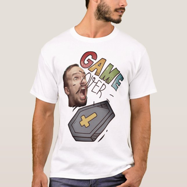 Funny Foto Halloween/Gamers Spiel über Coffin T-Shirt (Vorderseite)