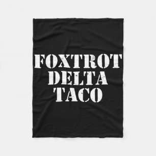 Funny Foxtrot Delta Fleecedecke
