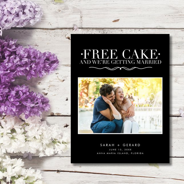 Funny Free Cake Wedding Foto Save the Date Ankündigungspostkarte (Funny Free Cake Wedding Photo Save the Date Postcard)