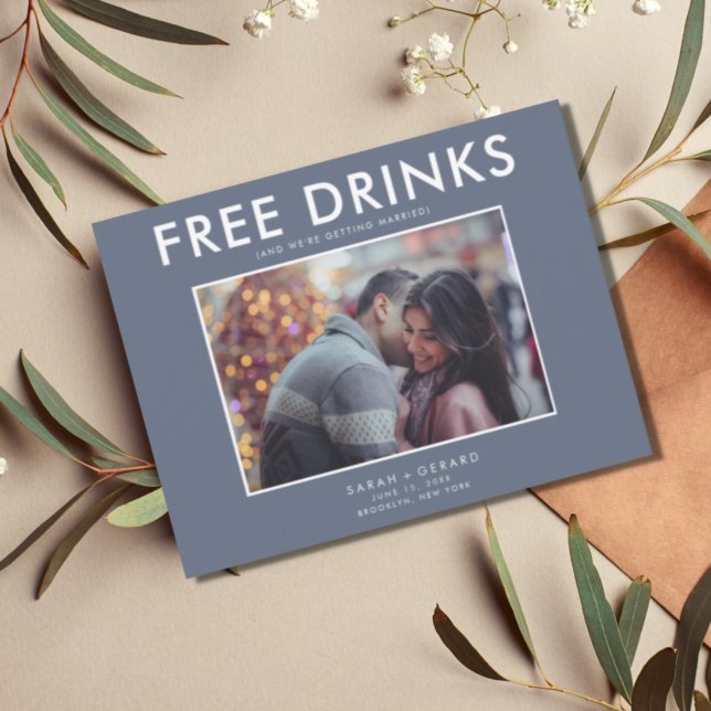 Funny Free Drinks Winter Blue Wedding Rett Dates Ankündigungspostkarte (Von Creator hochgeladen)