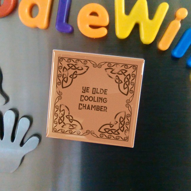 Funny Fridge Ye Olde Cooling Chamber Celtic Border Magnet (Von Creator hochgeladen)