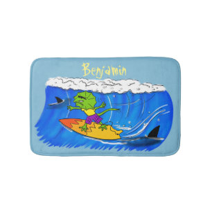 Funny frilled Halslizard Surfing Cartoon Badematte