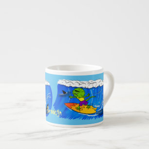 Funny frilled Halslizard Surfing Cartoon Espressotasse