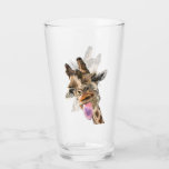 Funny Giraffe Glass Glas<br><div class="desc">Brillengläser mit Brille mit Giraffe Tongue Out und Playful Wink - Smile Giraffes Cartoon Zeichnend Glas - oder wählen / Fügen Sie Ihren einzigartigen Text / Schriftart / Farbe - Machen Sie Ihr Special Biergläser Geschenk - Größe ändern und verschieben oder entfernen und hinzufügen / Bild mit Anpassungs-Tool ! -...</div>