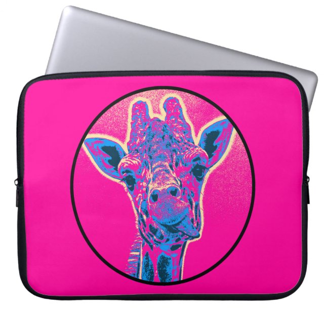 Funny Giraffe stickt seine Zunge heraus Laptopschutzhülle (Vorderseite)