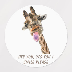 Funny Giraffe Tongue Out and Playful Wink Cartoon Etiketten