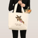 Funny Giraffe Tongue Out Playful Tote Bag Jumbo Stoffbeutel<br><div class="desc">Funny Giraffe Tongue Out and Playful Wink - Lächeln Tier Cartoon Zeichnend - Wählen / Fügen Sie Ihren einzigartigen Text / Schriftart / Farbe - Make Your Special Gift - Neu vergrössern und verschieben oder entfernen und hinzufügen / Bild mit Anpassungs-Tool ! - Zeichn und Design von MIGNED. Sie können...</div>