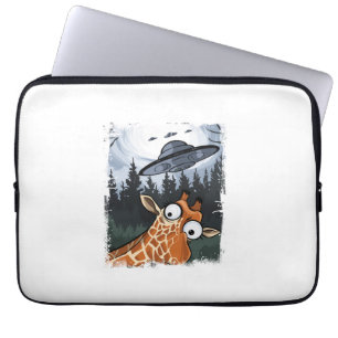 Funny Giraffe UFO Zoo Animal Weird Meme Graphic _ Laptopschutzhülle