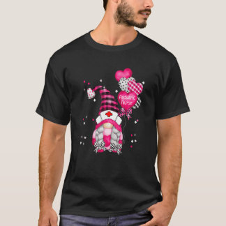 Funny Gnome Holding Hearts Pädiatrische Krankensch T-Shirt
