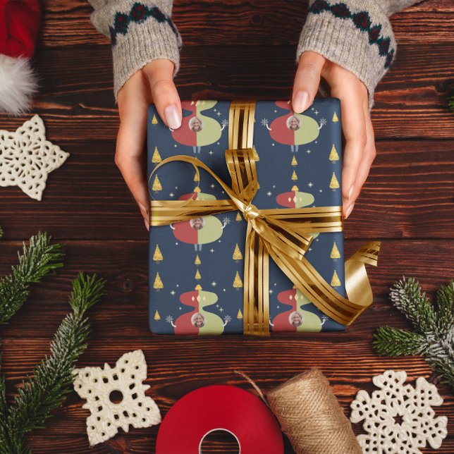 Funny Gold Tree Weihnachten Custom Foto Holiday Geschenkpapier (Von Creator hochgeladen)