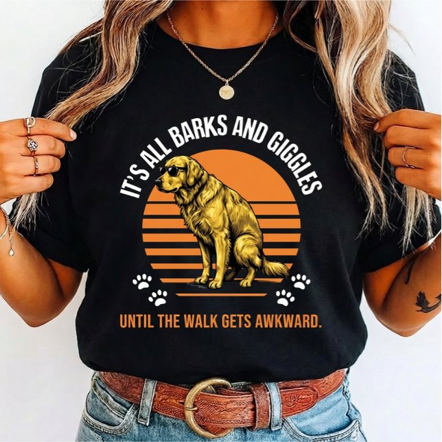Funny Golden Retriever Retro Sunset Awkward Dog  T-Shirt (Von Creator hochgeladen)