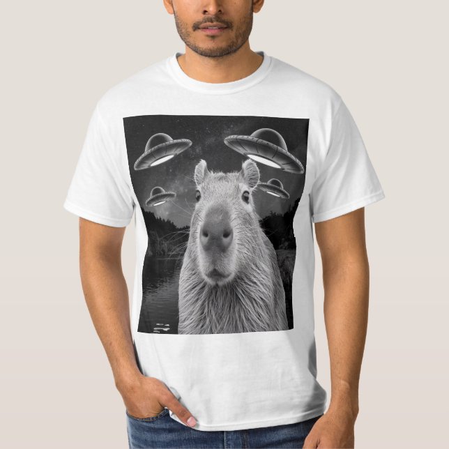 Funny Graphic Capybara Selfie mit UFOs Selfie T-Shirt (Vorderseite)