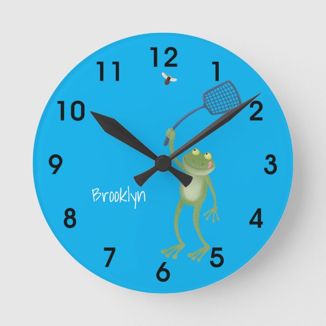 Funny green frog swatfly Cartoon  Runde Wanduhr (Vorderseite)