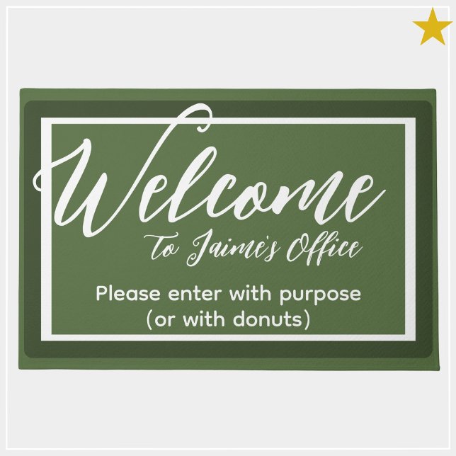 Funny Green Individuelle Name Office Workplace Doo Fußmatte (Von Creator hochgeladen)