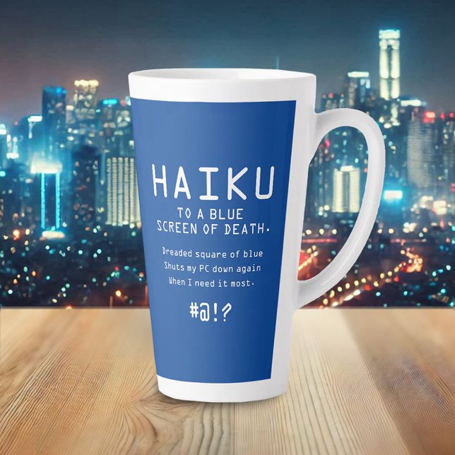 Funny Haiku zum blauen Bildschirm des Todes Milchtasse (Haiku to a Blue Screen of Death Tall Latte Mug Cover Photo)