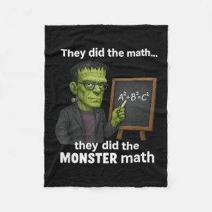 Funny Halloween Monster Math Pun, Lehrer Spaß Fleecedecke