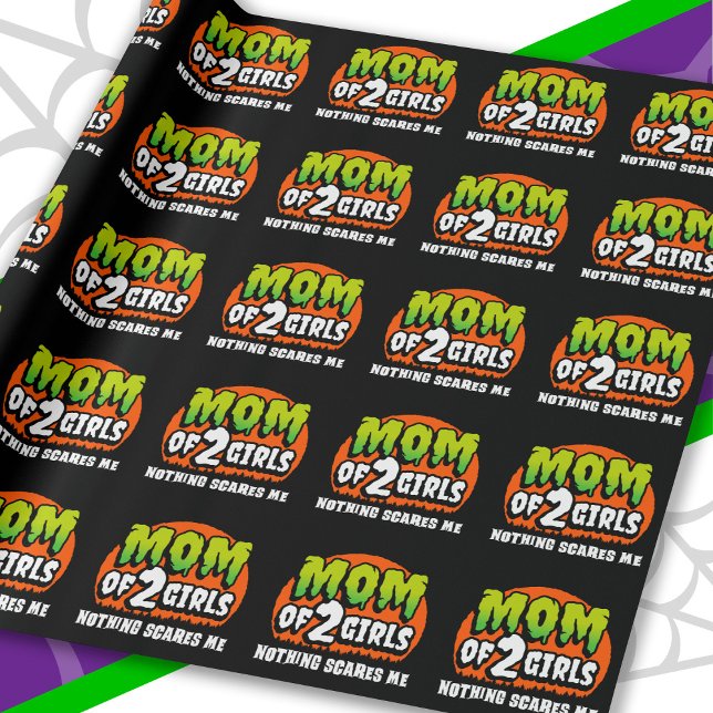 Funny Halloween Nothing Scares Me Mama von 2 Girls Geschenkpapier (Von Creator hochgeladen)