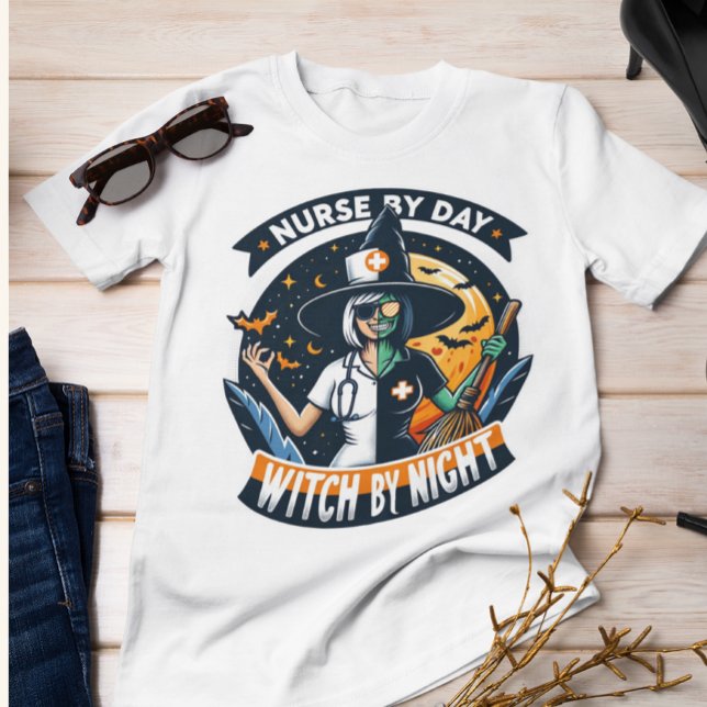 Funny Halloween Nurse T - Shirt (Von Creator hochgeladen)