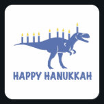 Funny Happy Hanukkah Dinosaur Menorah Candle Quadratischer Aufkleber<br><div class="desc">Hanukkah, Chanukkah oder Channukah dieses Design ist ein perfektes Geschenk für jeden, der in Hanukkah feiert und teilnimmt und ein Interesse an jüdischen Traditionen hat. Funny Dinosaur Happy Hanukkah Design mit Menorah Candles macht ein großes Geschenk dieses Chanukah.</div>