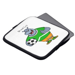 Funny Hippo Fußballspieler Cartoon Illustration Laptopschutzhülle