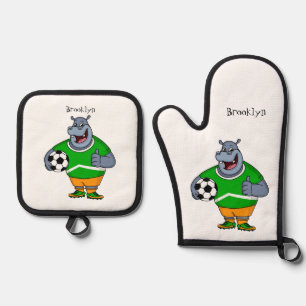 Funny Hippo Fußballspieler Cartoon Illustration Ofenhandschuh & Topflappen-Set