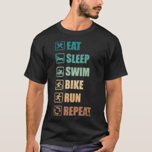 Funny Hobby Triathlete Gießerei Ristorante da Enzo T-Shirt